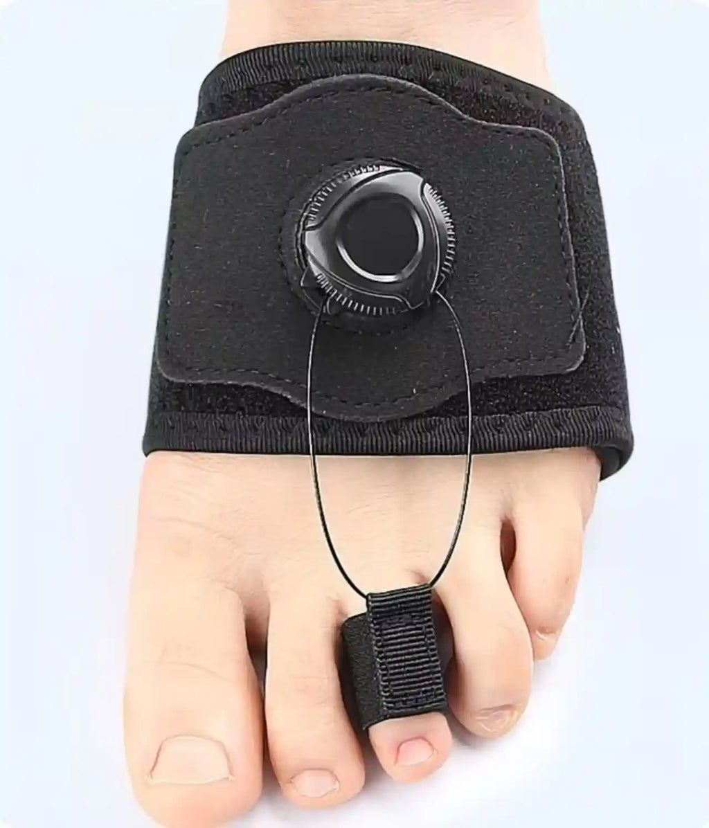 Adjustable toe support designed for everyday comfort and a personalized fit.